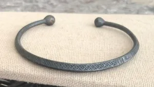 Vintage Bangle Bracelet thumbnail 1
