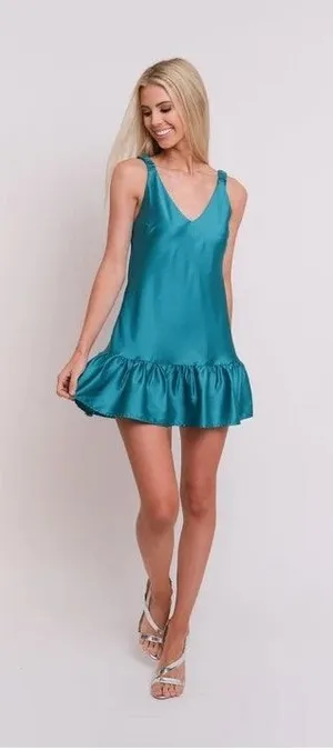 Hemline Rita Miin Ruffle Dress Emerald Green Size Medium Satin Cocktail Party thumbnail 1