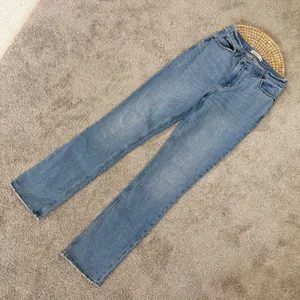 Abercrombie & Fitch The 90s Slim Straight Ultra High Rise Criss Cross 28/6L thumbnail 3