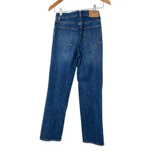 Denim Forum for ARITZIA 25 Womens Jeans Dark 28" inseam Straight Leg Classic thumbnail 3
