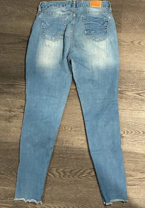 Pull & Bear Women's Ripped Skinny Jeans Light Wash Distressed Denim thumbnail 1