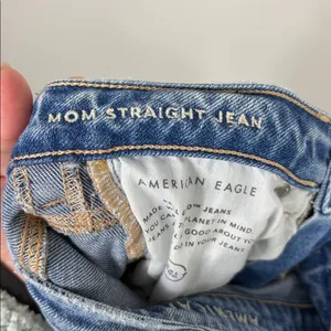 American Eagle Mom Straight Leg Jeans Stretch Women’s Size 2 Blue Denim thumbnail 5