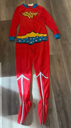 DC Comics Red Wonder Woman-Inspired Girls One-Piece Pajamas thumbnail 1