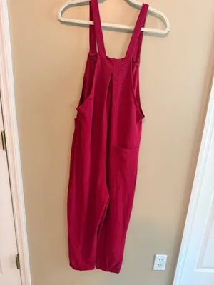 Halara M Peto Red waffle like Adjustable Strap Overalls With Front Pockets Size thumbnail 7