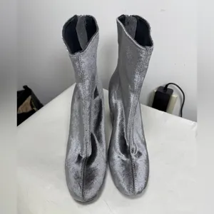Free People Cecile Ankle Boot in Silver Grey Velvet Sz 9.5 thumbnail 5