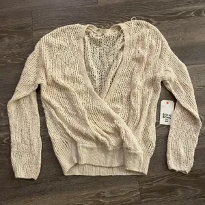 Billabong NWT “Sweet Bliss” cream wrap Sweater. Size Small thumbnail 5
