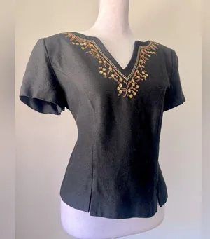 Vintage ‘90s Jessica Howard Black Floral Embroidered Blouse w/ Shoulder Pads thumbnail 2