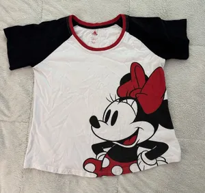 Disney Minnie Mouse Red Black WhiteT-Shirt Women L Graphic Tee Cute Sassy‎ Bow thumbnail 1