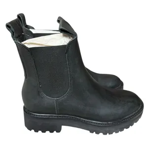 Everlane The Lug Chelsea Boot Black Leather Ankle Boots Lug Sole Size 7 thumbnail 1