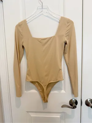 ARITZIA BABATON‎ Contour Square Neck Long sleeve Bodysuit in Nude Beige Medium thumbnail 4