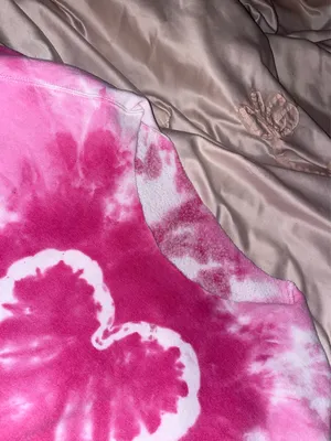 Urban outfitters tie die heart Crewneck thumbnail 2