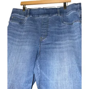 Spanx Medium Wash Pull On Jeans Women's 1X Stretch Distressed Straight Leg‎ thumbnail 2
