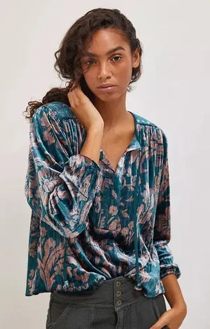 Athleta Faustine Velvet Peasant‎ Blouse Long Sleeve green pink thumbnail 1