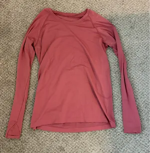 Lululemon Swiftly Tech Long Sleeve thumbnail 1