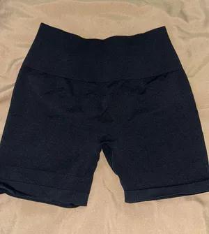 Aurola Amazon Shorts Workout Scrunch thumbnail 4