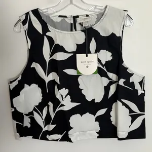 Kate Spade for Target Cropped Black and white floral top NWT size large thumbnail 1