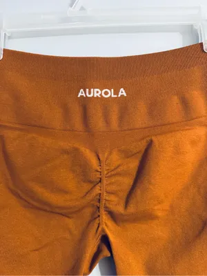 Aurola Seamless Athletic Shorts in Rust Orange Brown Size Small thumbnail 3