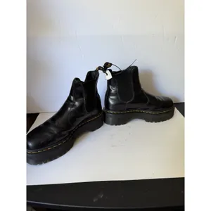 Dr. Martens 2976 Quad Platform Chelsea Women's Boot - Black, Size 6 C-5 thumbnail 5
