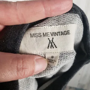 Miss Me Vintage Crew Neck Embroidered Southwest Sweatshirt Women's Size Small thumbnail 7