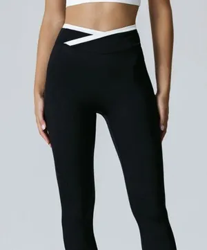 Berlook Black Natural Waisted Leggings 25” thumbnail 1
