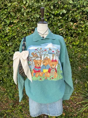✨Vintage bear sweater Multiple Size M thumbnail 1