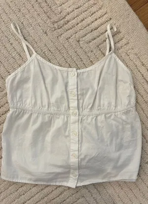 Brandy Melville White Top thumbnail 1