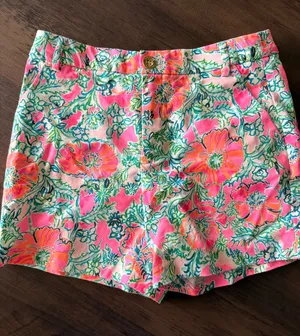 Lilly Pulitzer Shorts thumbnail 1