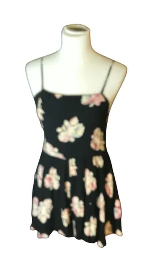 Kimchi Blue Urban Outfitters Floral Romper - Size M - Black Pink Boho Smocked thumbnail 1