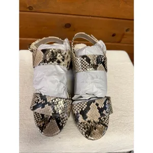 Anne Klein faux leather snakeskin block heel sandals Sz 7.5 NIB thumbnail 6