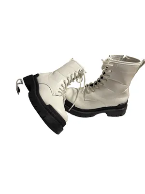 Charlotte Russe Ankle Boots thumbnail 9