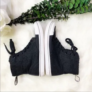 Dr. Martens Size 6 Black Hackney II 7 Eye Lace Up Sneaker Boot thumbnail 3