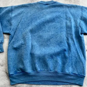 Source Unknown 90s Gilden Sweatshirt Unisex‎ Size Medium Native Tribal Southwestern Crewneck thumbnail 10