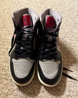 Nike air jordans thumbnail 1