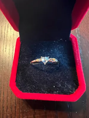 Gorgeous 10k Plated Cubic Zirconia Ring Size 8 thumbnail 2