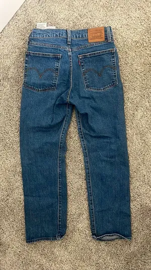 Levi’s Jeans  thumbnail 2