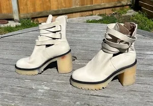 Free People Jesse cutout heeled Boots size 39 ( 8.5 us)‎ thumbnail 1