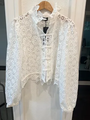 Lioness Overtime Blouse Porcelain White Lace Top NWT Size M thumbnail 2