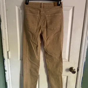 American Eagle Khaki thumbnail 2