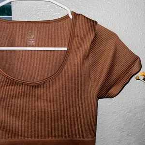 Aerie crop thumbnail 2