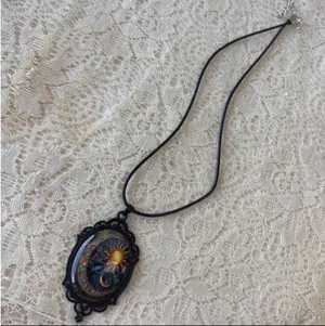 Moon necklace Black thumbnail 3