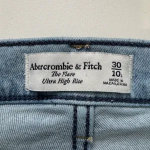 Abercrombie & Fitch The Flare Ultra High Rise Jean 10 Long Light Wash Retro Boho thumbnail 11