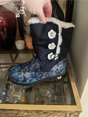 Alegria Nala Floral Winter Boots Black & Blue US 39 Like New thumbnail 3