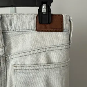 Madewell sz 26 The Momjean Light Wash Distressed High Rise‎ Denim Jeans Preppy thumbnail 6