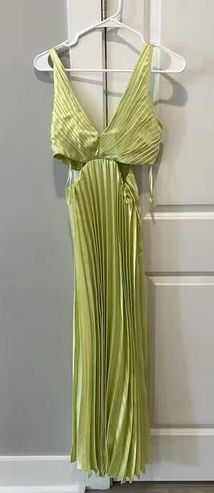Sincerely Jules green pleated maxi with cutouts  thumbnail 1