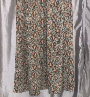 SheIn Boho Floral Print Long Elastic Waist A-Line Skirt thumbnail 3