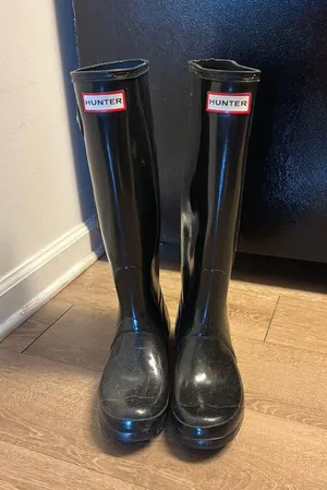 Hunter Black Boots thumbnail 1