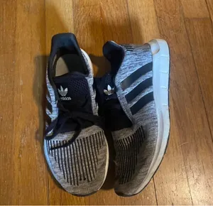 Adidas Shoes thumbnail 2