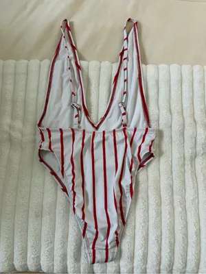 NWOT Dippin’ Daisy’s Red White Stripped Plunge One Piece Bathing Suit thumbnail 6