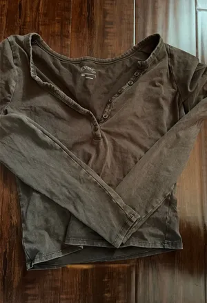 PacSun Long Sleeve Top thumbnail 1