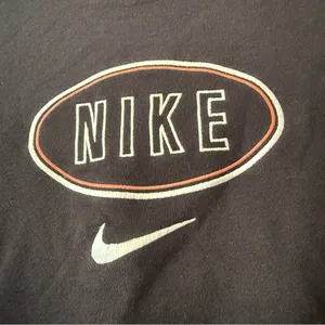 Nike Black Cropped Women’s Crewneck Embroidered Sweatshirt Size XL thumbnail 5